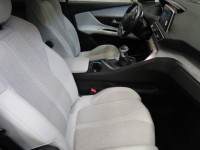 Peugeot 3008  1.2 PureTech Allure