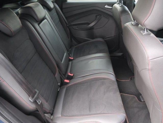 Ford Kuga  2.0 TDCi ST-Line