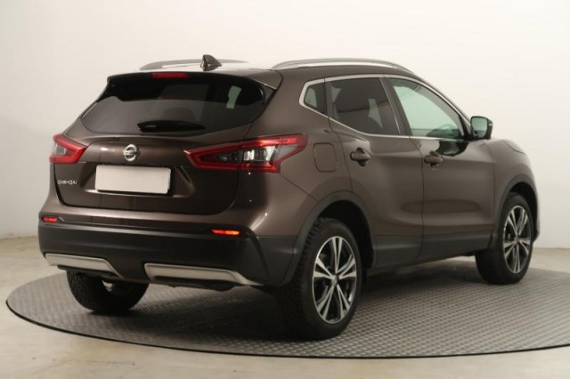 Nissan Qashqai  1.2 DIG-T 