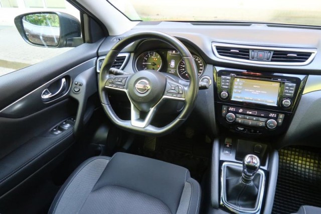 Nissan Qashqai  1.2 DIG-T 