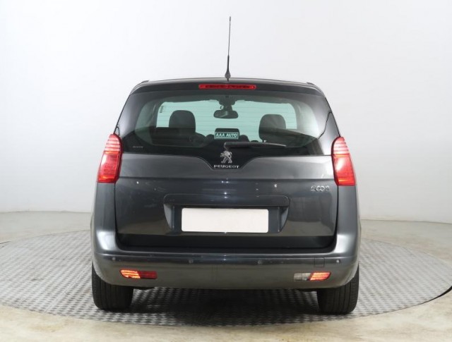 Peugeot 5008  1.6 HDi 