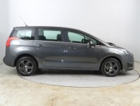 Peugeot 5008  1.6 HDi 