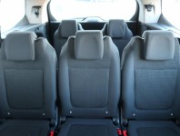 Peugeot 5008  1.6 HDi 