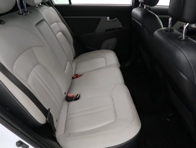 Kia Sportage  2.0 CRDi L