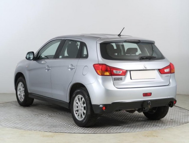 Mitsubishi ASX  1.6 MIVEC 