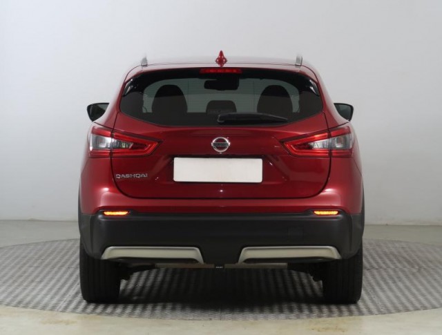 Nissan Qashqai  1.3 DIG-T 