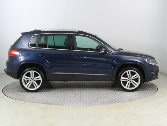 Volkswagen Tiguan  2.0 TDI Sport