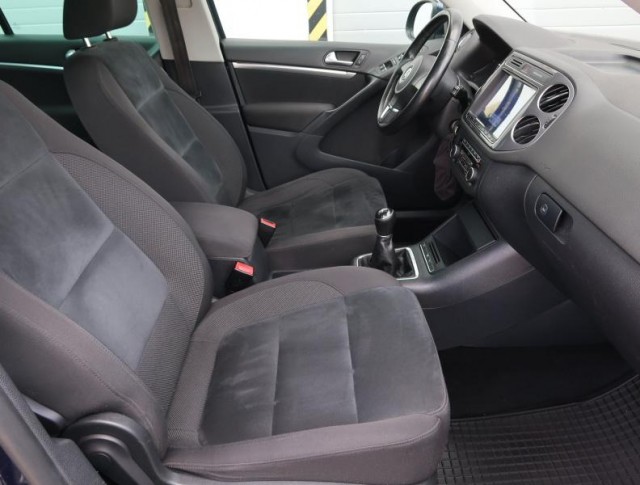 Volkswagen Tiguan  2.0 TDI Sport
