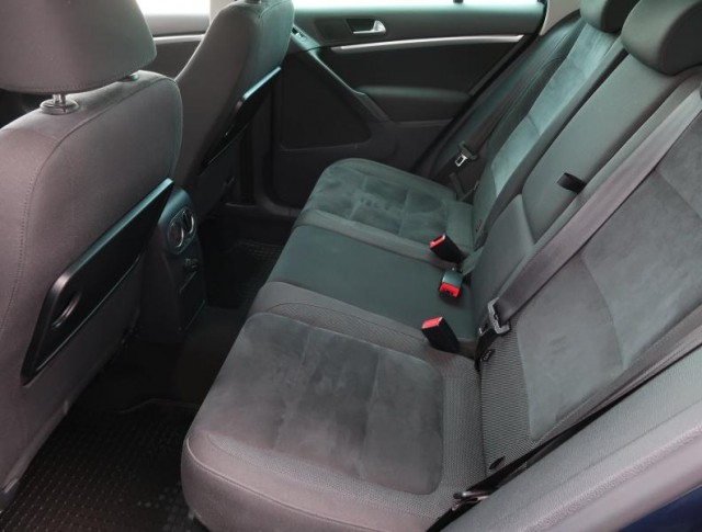 Volkswagen Tiguan  2.0 TDI Sport