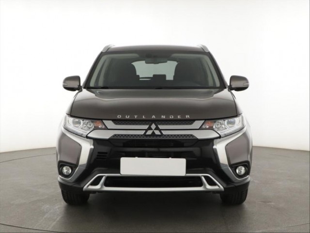 Mitsubishi Outlander  2.0 Intense