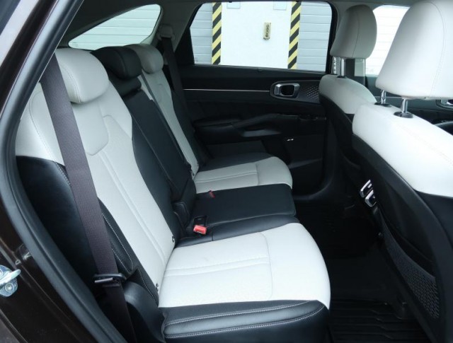 Kia Sorento  2.2 CRDi TOP