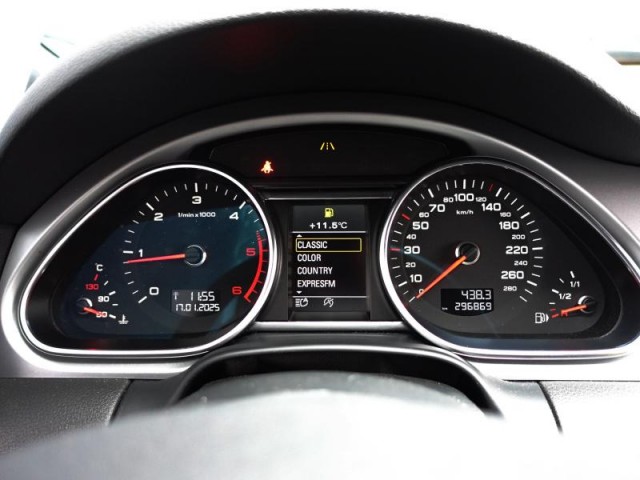 Audi Q7  3.0 TDI S-Line