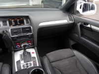 Audi Q7  3.0 TDI S-Line