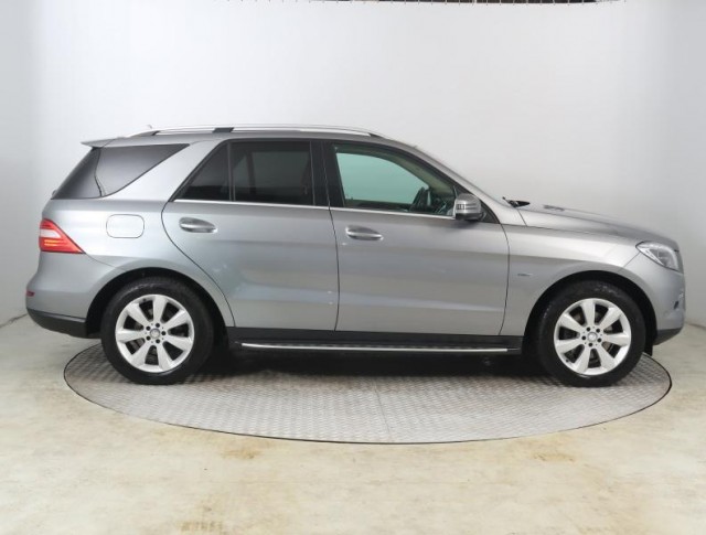 Mercedes-Benz ML  ML 350 BlueTEC 