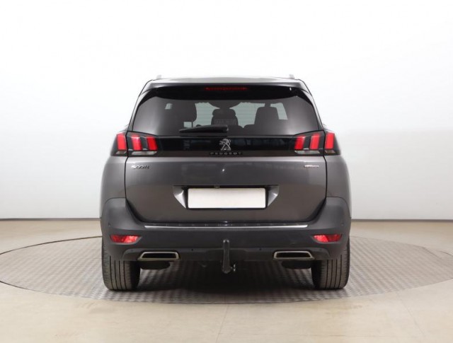 Peugeot 5008  1.5 BlueHDi 