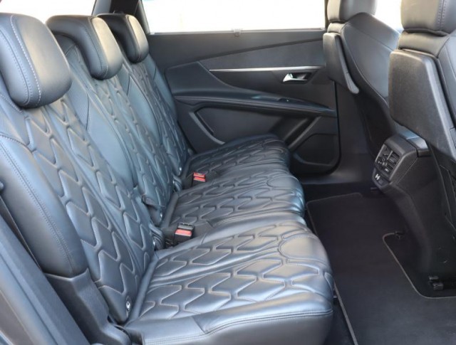Peugeot 5008  1.5 BlueHDi 