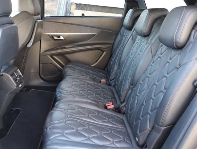 Peugeot 5008  1.5 BlueHDi 