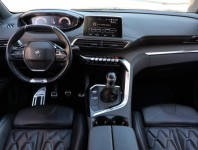 Peugeot 5008  1.5 BlueHDi 