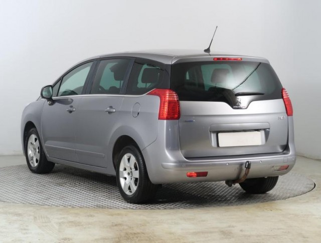 Peugeot 5008  1.6 BlueHDi 