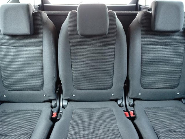 Peugeot 5008  1.6 BlueHDi 