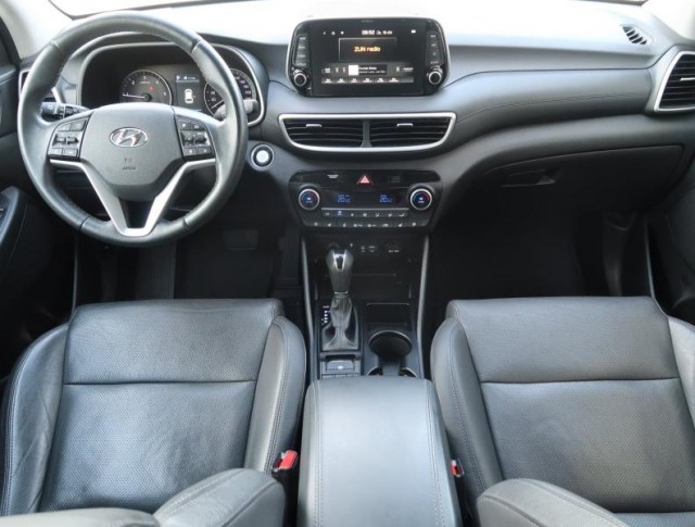 Hyundai Tucson  2.0 CRDi 