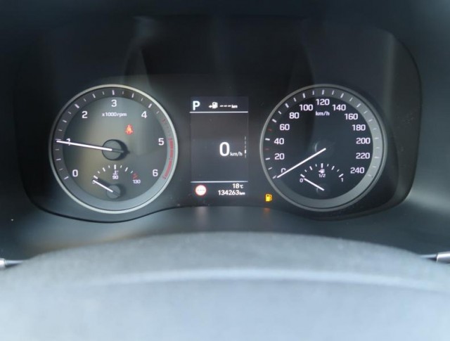 Hyundai Tucson  2.0 CRDi 