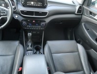 Hyundai Tucson  2.0 CRDi 