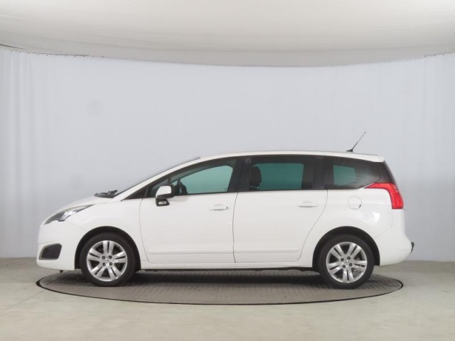Peugeot 5008  1.6 BlueHDi 
