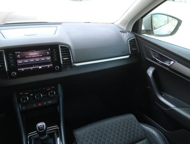 Škoda Karoq  1.5 TSI Style Plus