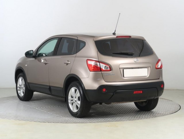 Nissan Qashqai  1.6 