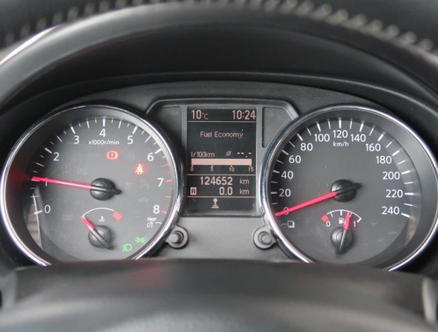 Nissan Qashqai  1.6 