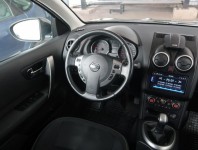 Nissan Qashqai  1.6 