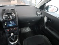 Nissan Qashqai  1.6 