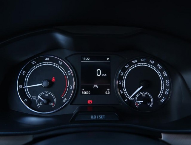Škoda Kamiq  1.0 TSI 
