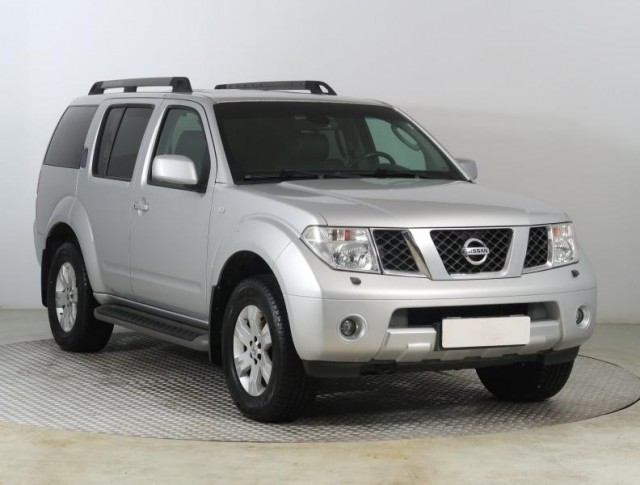 Nissan Pathfinder  2.5 dCi 