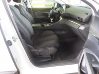 Peugeot 5008  PureTech 130 