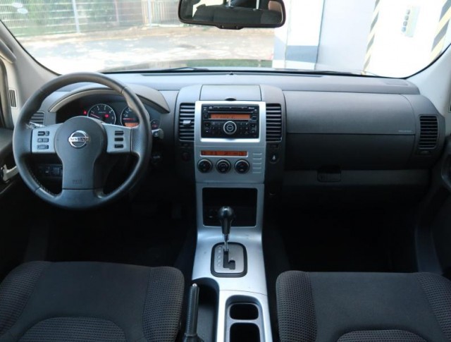 Nissan Pathfinder  2.5 dCi 