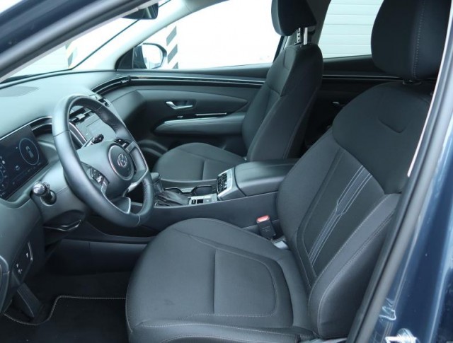 Hyundai Tucson  1.6 T-GDI 48V MHEV Smart