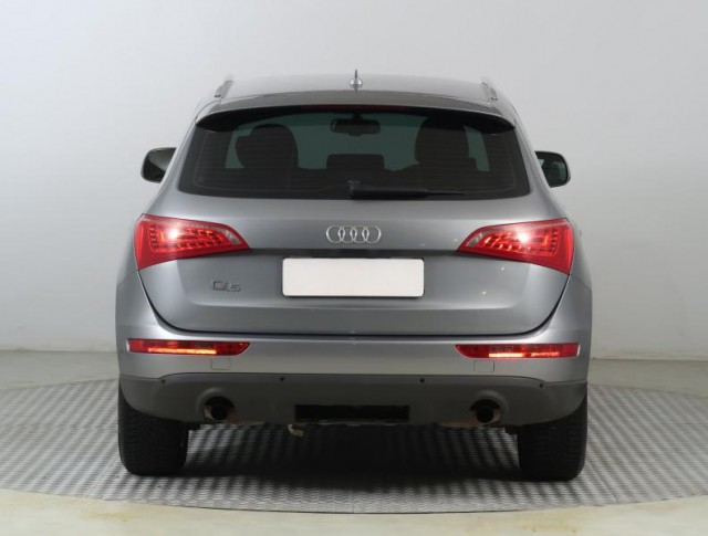 Audi Q5  2.0 TFSI 