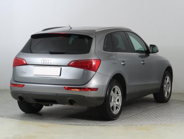 Audi Q5  2.0 TFSI 