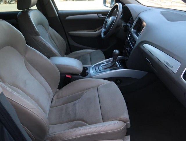 Audi Q5  2.0 TFSI 