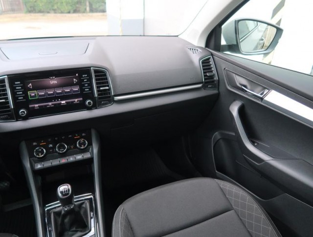 Škoda Karoq  1.5 TSI 