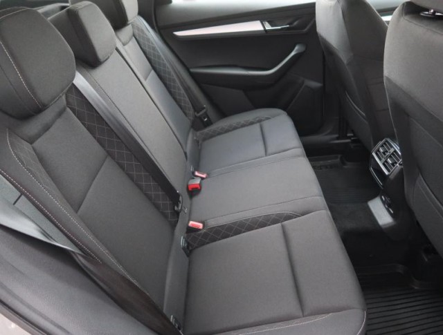 Škoda Karoq  1.5 TSI 