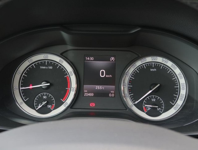 Škoda Karoq  1.5 TSI 
