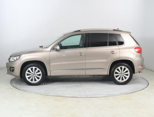 Volkswagen Tiguan  2.0 TDI 