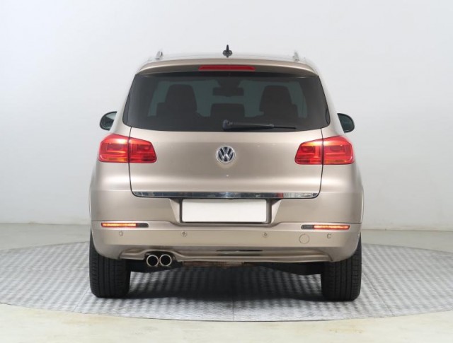 Volkswagen Tiguan  2.0 TDI 
