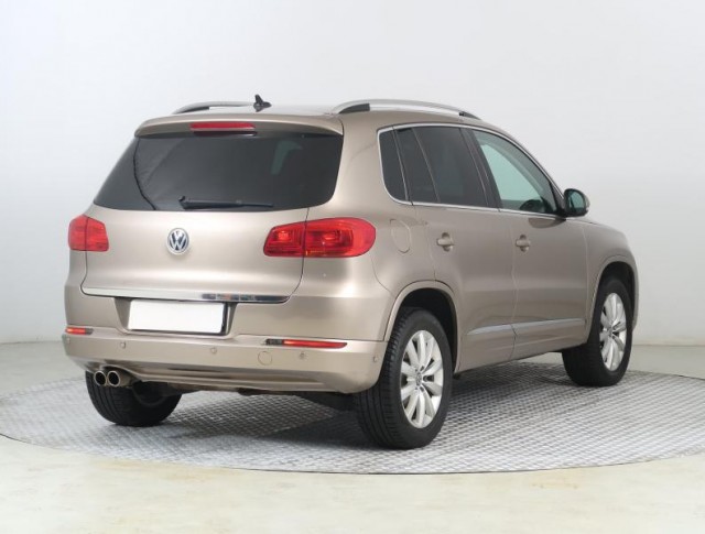 Volkswagen Tiguan  2.0 TDI 