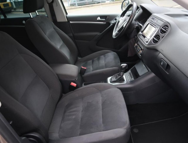 Volkswagen Tiguan  2.0 TDI 