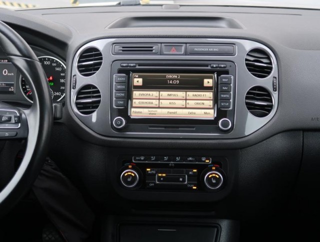 Volkswagen Tiguan  2.0 TDI 