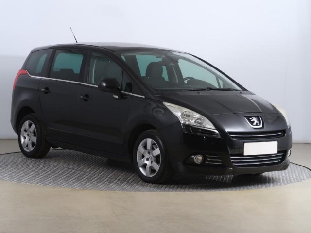 Peugeot 5008  1.6 HDi 